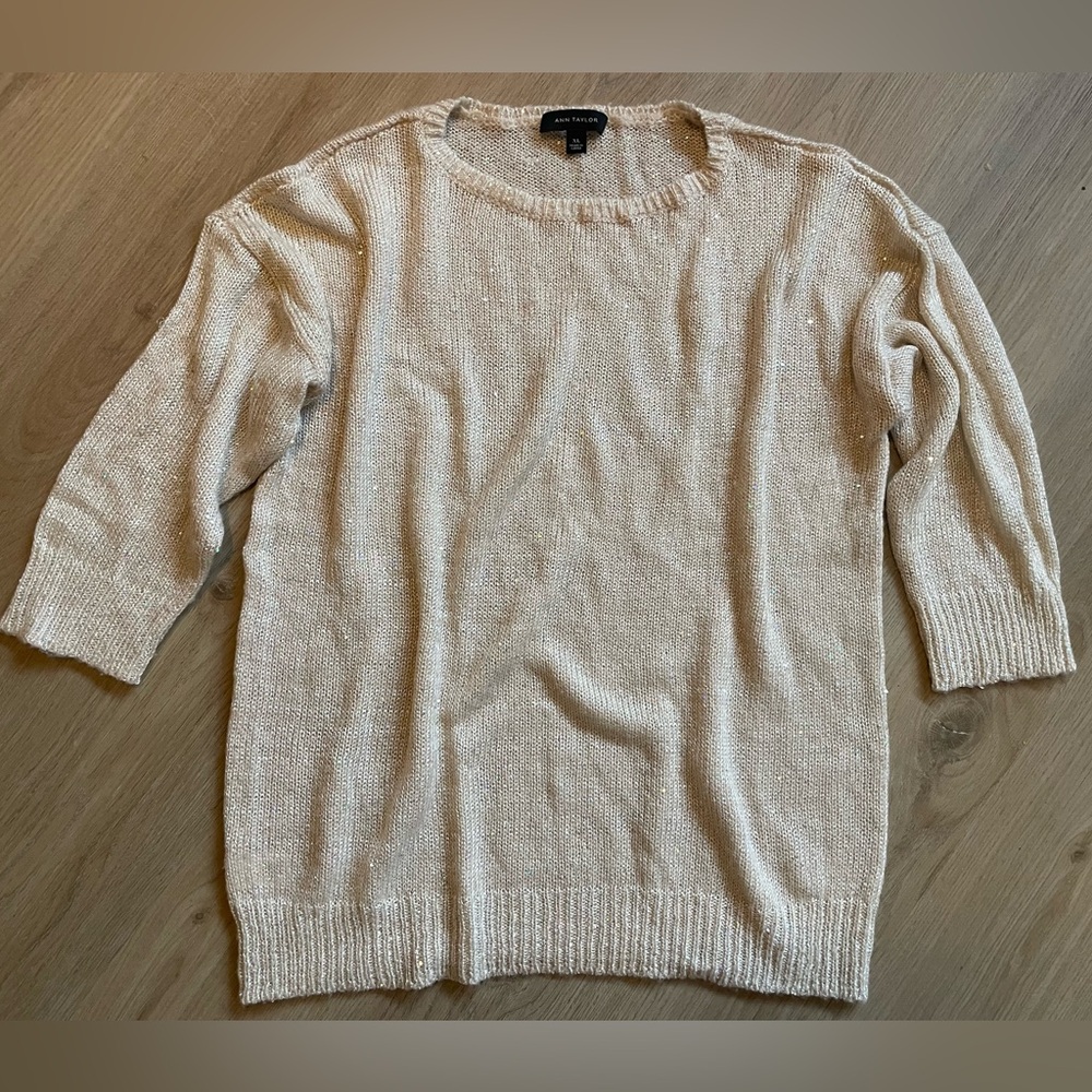 Beautiful Ann Taylor Cream Crewneck Sweater Size XL